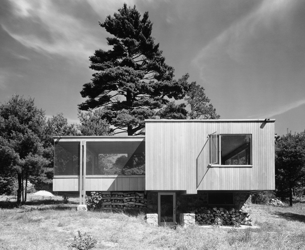 Chamberlain Cottage, Marcel Breuer, Walter Gropius, Wayland, Massachusetts, USA, 1940, photo Ezra Stoller. #architecture #archinerds
