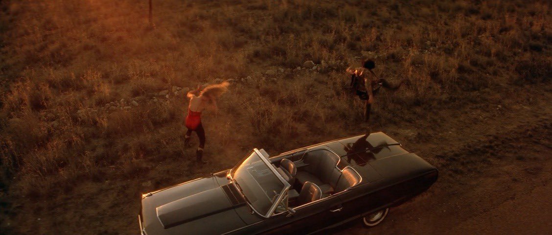 광란의 사랑 니콜라스 케이지가 로라 던에게 달콤한 재즈를 속삭이고 광란의 댄스를 추며 넌 내 여자니까를 시전하는 영화Translate post