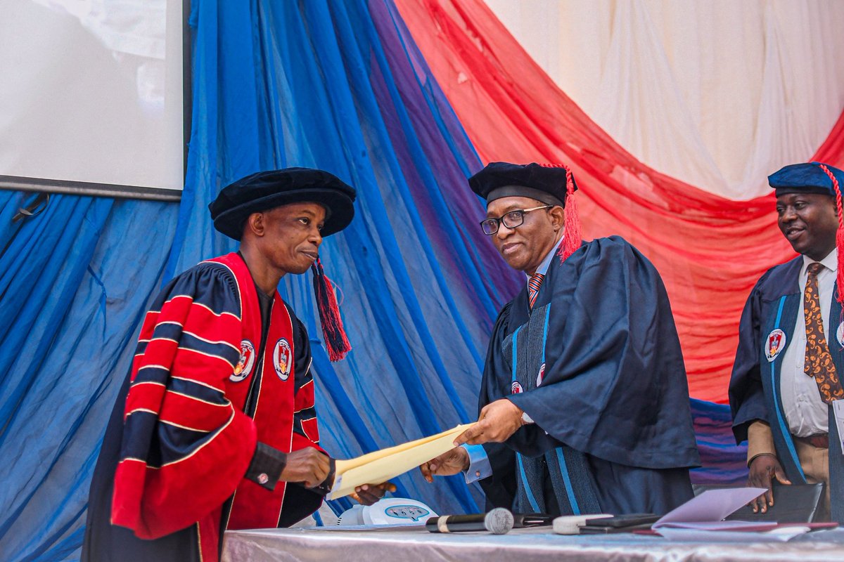 ondodentistry's tweet image. Celebrating Academic Excellence!🎓

Capturing moments from the UNIMED 7th Inaugural Lecture, delivered by Professor Ezekiel Taiwo Adebayo, Dean, Faculty of Dental Sciences and Chairman, Committee of Deans, UNIMED. 

 #UNIMED #InauguralLecture #DentalFaculty #ProfEzekielAdebayo