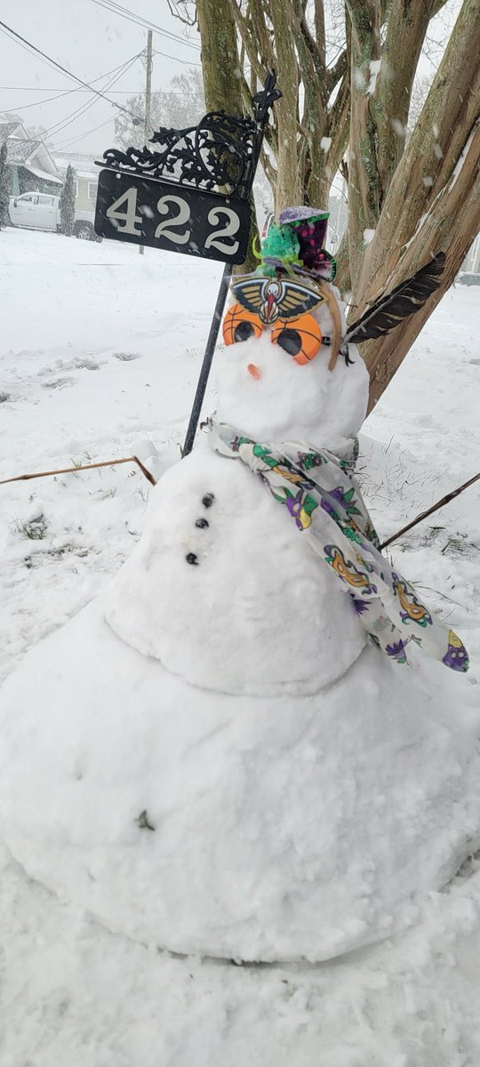 #Nola Snow <a href="/WWLTV/">WWL-TV</a> <a href="/wdsu/">wdsu</a> <a href="/WGNOtv/">WGNO-TV (ABC) New Orleans</a> <a href="/BruceKatzFOX8/">Bruce Katz</a> <a href="/6WxMan/">Damon Singleton</a>