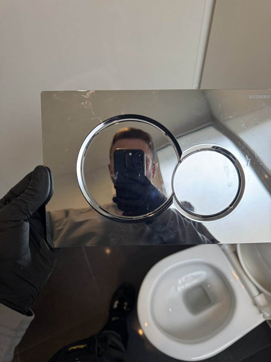JC_Plumbing's tweet photo. @GeberitUK hi have you got a part number for photos attached ?? Please https://t.co/162uiDLfeF