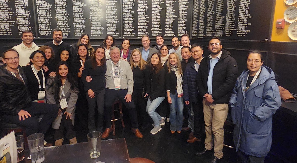 Great time last night at #IETS2025 with past lab members and friends. Thanks @acdenicol and <a href="/msofia2009/">Sofía Ortega</a> for organizing. <a href="/IETS_org/">IETS</a>