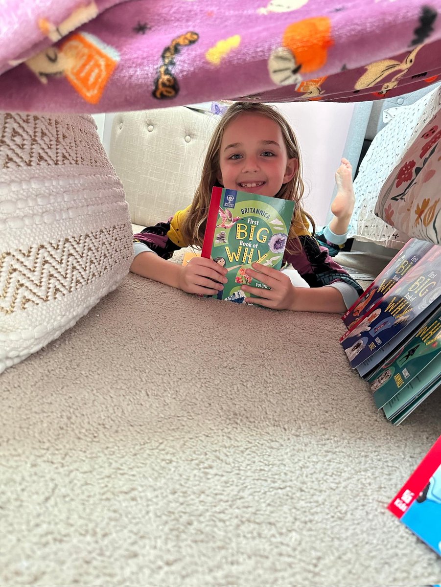 mrslape's tweet photo. First graders enjoying a cozy day of reading on this cold day! https://t.co/6vci4teH6s