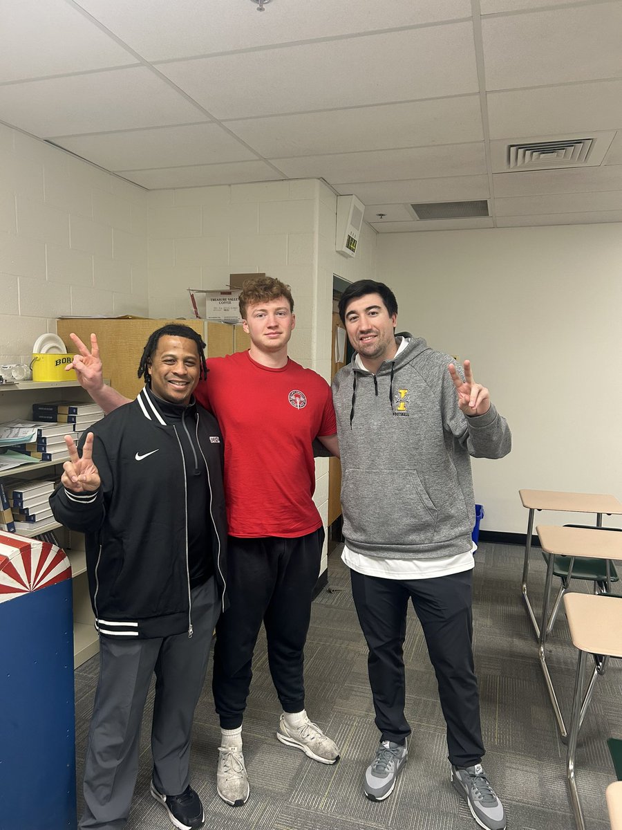 Love spending time in the Treasure Valley, so great to see 2025 signee <a href="/AustinMFlaherty/">Austin Flaherty</a>‼️ Can’t wait to get this young man to Moscow💪🏾 #GoVandals #VzUp ✌🏾z⬆️