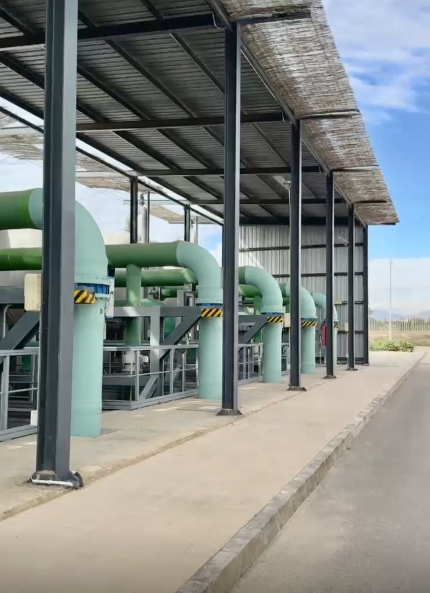 Para Santa Marta, asegurar el agua potable es prioridad. Esto será posible a través del trabajo sinérgico y de alternativas que fortalezcan nuestra agenda, adoptando modelos complementarios como la desalación, la reutilización de agua y la optimización de recursos.