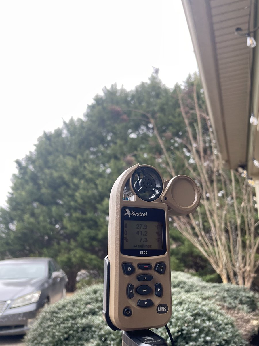 Austin_Huff59's tweet image. Very light snow just started in Dahlonega @BradNitzWSB @NWSAtlanta