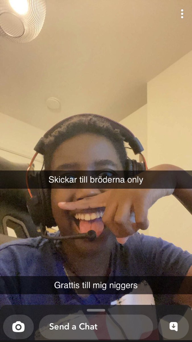 deqz tweet media