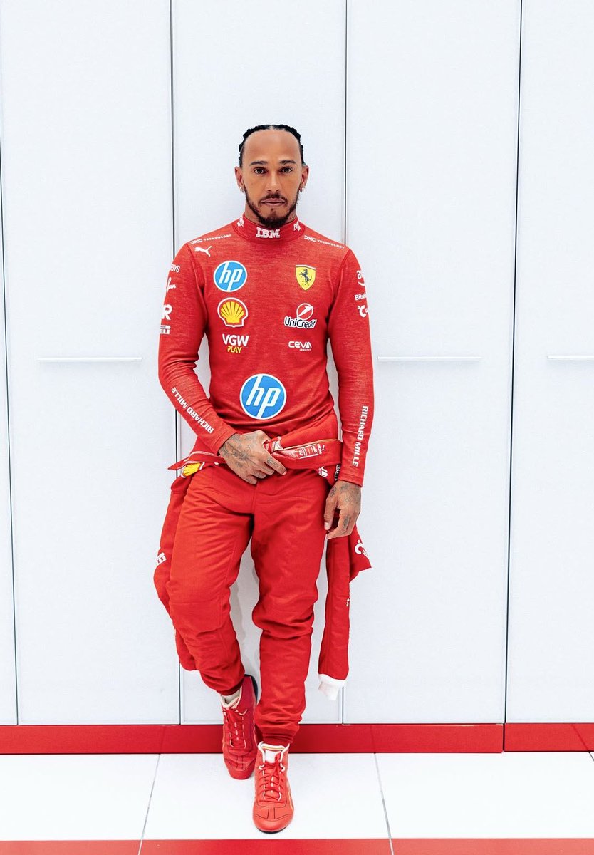 fiagirly's tweet image. 🚨 Lewis Hamilton’s first official photo in FERRARI RED.