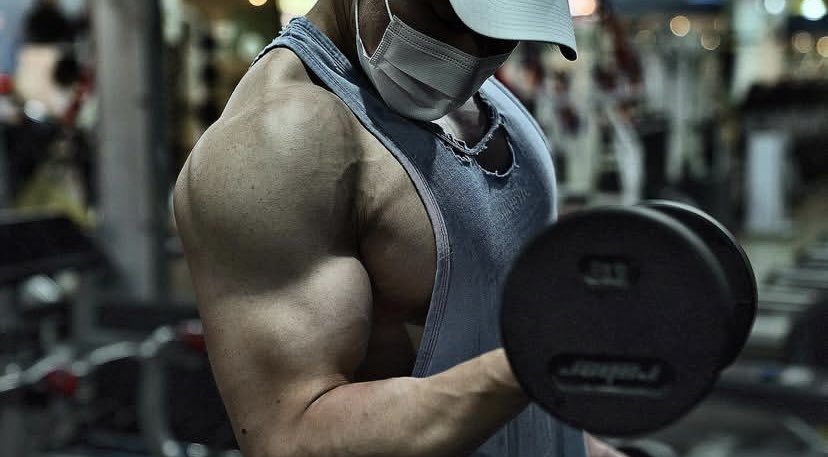 u ㅡ

this is what's gonna hold you, baby.