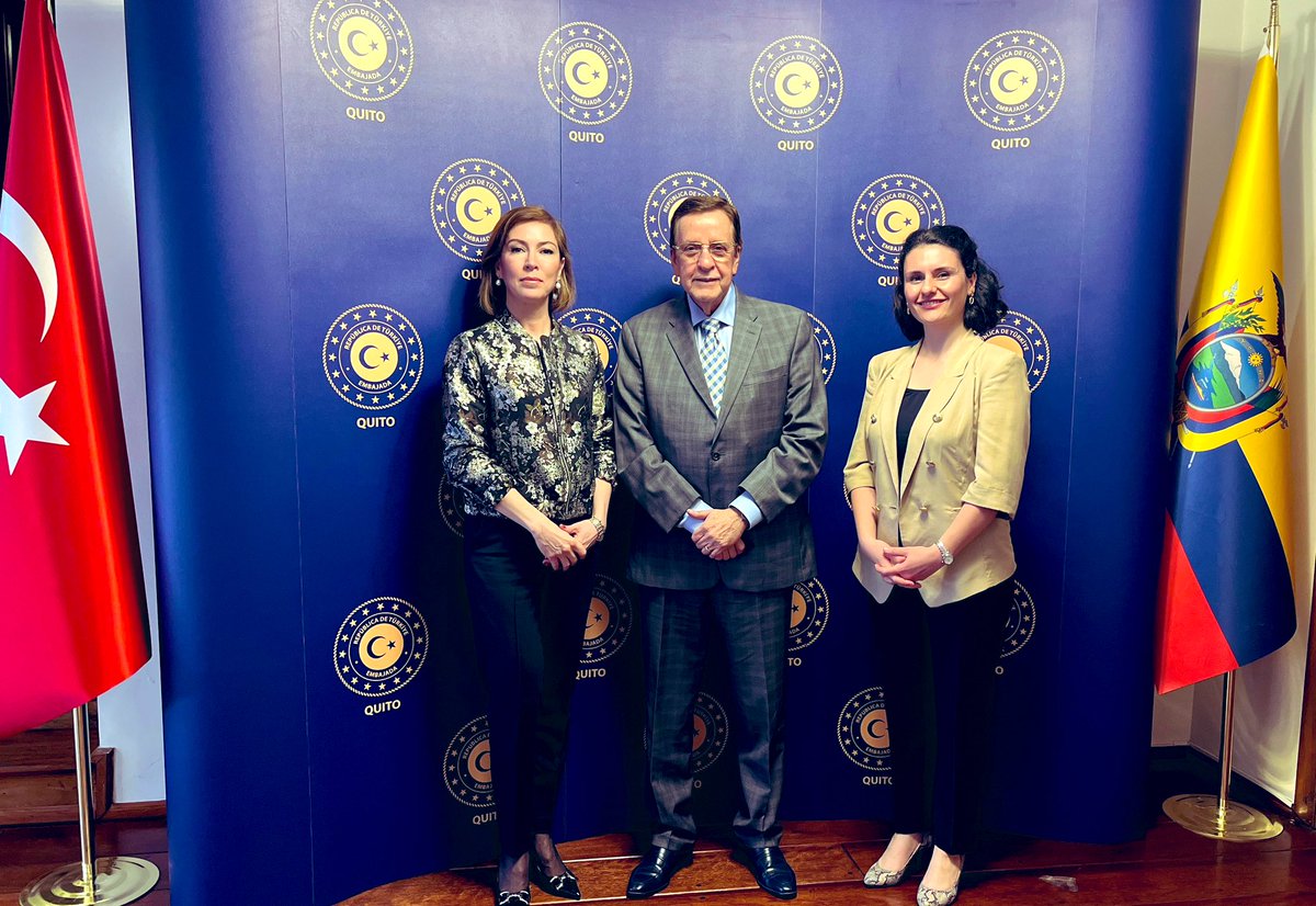 Türkiye in Ecuador (@tc_kitobe) on Twitter photo Durante la visita de Eduardo Egas, Presidente Ejecutivo de <a href="/Corpei/">CORPEI</a>, tuvimos el agrado de conversar sobre oportunidades de cooperación para fortalecer las relaciones entre los sectores privados turco 🇹🇷 y ecuatoriano 🇪🇨 Durante la visita de Eduardo Egas, Presidente Ejecutivo de <a href="/Corpei/">CORPEI</a>, tuvimos el agrado de conversar sobre oportunidades de cooperación para fortalecer las relaciones entre los sectores privados turco 🇹🇷 y ecuatoriano 🇪🇨
