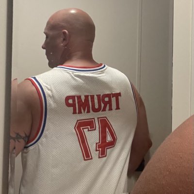 EWalklett's tweet photo. #NewProfilePic https://t.co/YNH61xvU2X