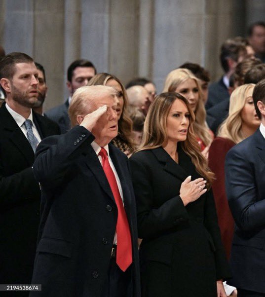 FLOTUS47 tweet media
