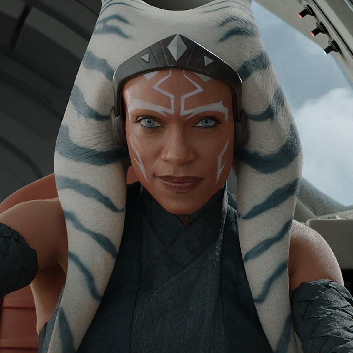 Hightainment_'s tweet photo. Geeking out over the best live-action Star Wars Series on TV. Best comment gets a $10 gift card from @Amazon! 🙌⭐🤩 #Hightainment #Ahsoka #StarWars #DisneyPlus #EntertainmentNews #EndDoomScrolling #Trending #FYP https://t.co/LRxTowVh8o