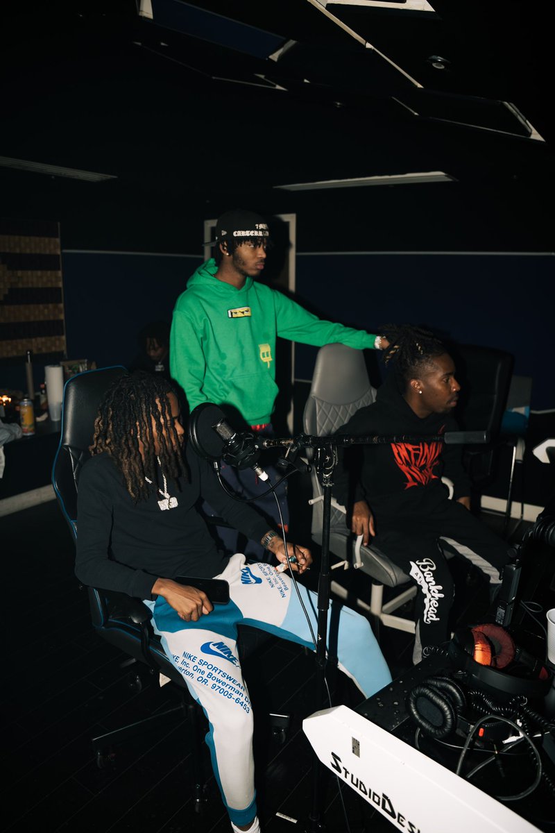 alexxshotthat's tweet photo. WIKID @ArmaniiSyg #NewMusicSoon https://t.co/lmAuQAhBZg