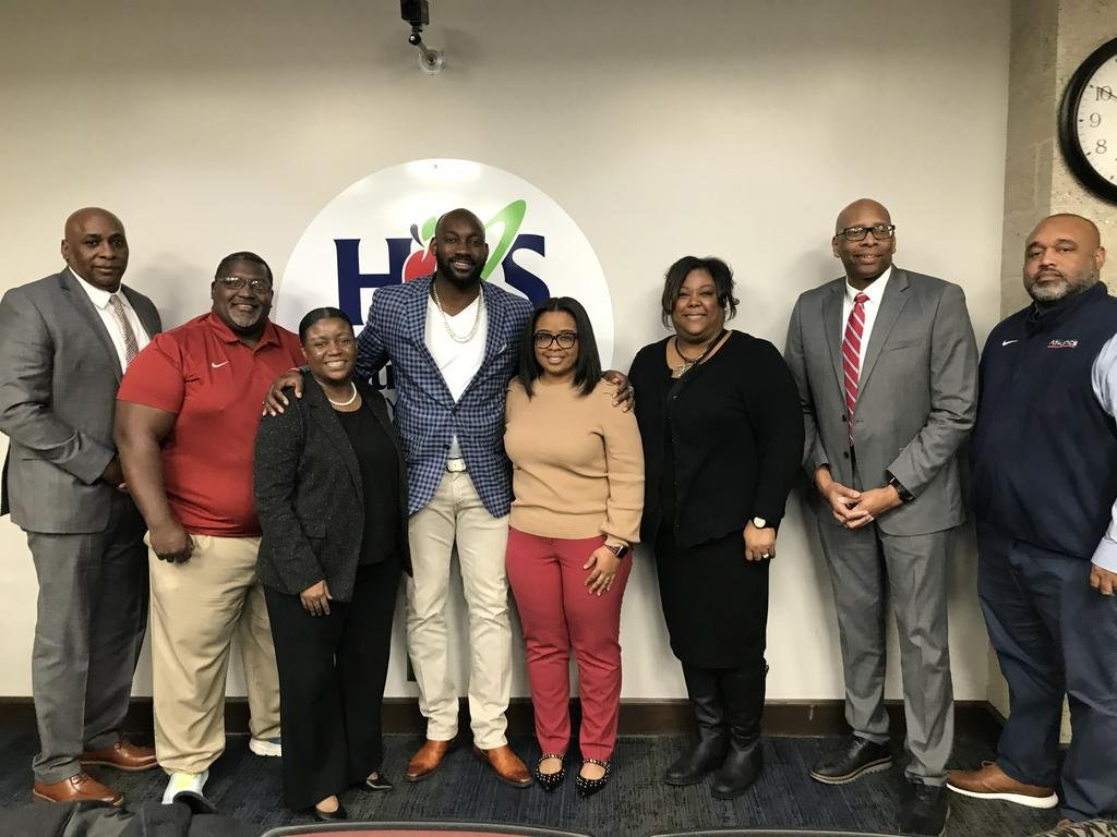 Max Cohan tweet media