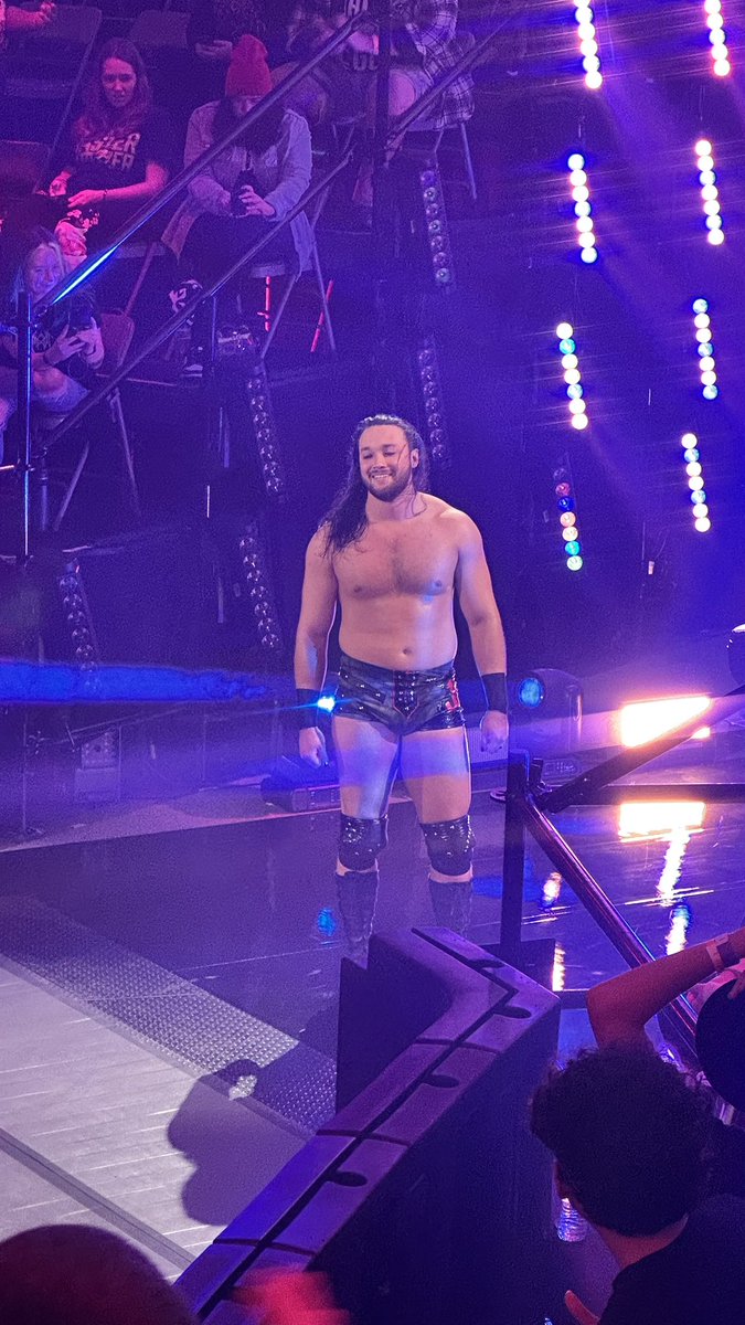 NXTwithNaJee's tweet photo. HES BACK!!!
@javierbernalWWE
#WWENXT https://t.co/q7lcISdbhw