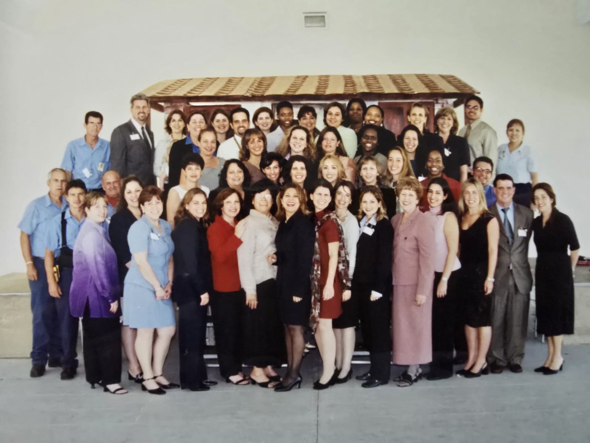 cj_finlayelem's tweet photo. Happy Tuesday, Finlay families! We hope you enjoy today’s trip down memory lane 🩺🦟✏️🍎 #TakingitBackTuesday #25YearsatCJF #WhoLettheSkeetersOut #WildAboutLearningatCJF #YourBestChoiceDrCarlosJFinlayElementary #YourBestChoiceMDCPS https://t.co/twrAjHqxnB