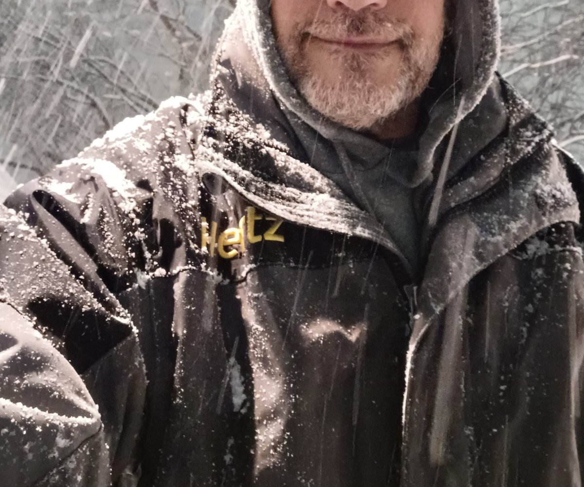 now_winning's tweet photo. Pleasant Evening Peeps...
Still Frign Frigidπ₯ΆSnowingπ¬βοΈin the 716!! Cheers π» #backinside
Enjoy your #Tuesdaynight https://t.co/6FeMg0xSj4