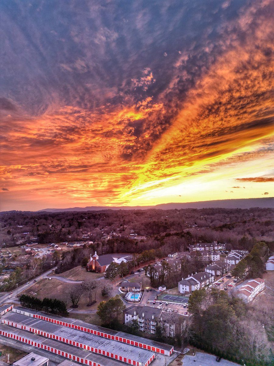 ChilliDog79's tweet photo. Sunset views #dronelife #mavicmini3pro #dji https://t.co/7G1DJZH6yl