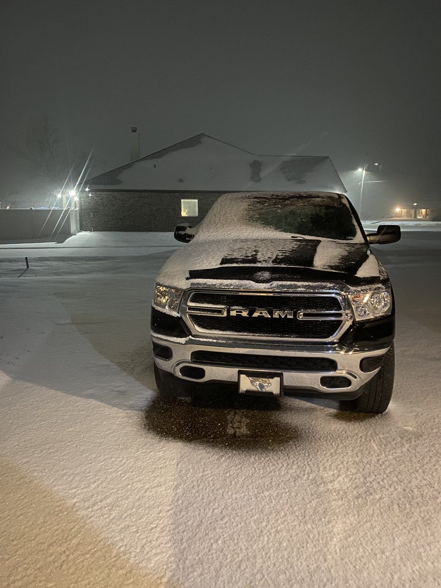 ChipWesterly9's tweet photo. It’s colder than an Eskimos tits outside!!! &amp; it’s snowing in Florida…One of the signs of a pending apocalypse I’m sure!!!
@SPEARATICS @RenegadeReport1 https://t.co/GbRPLx805c