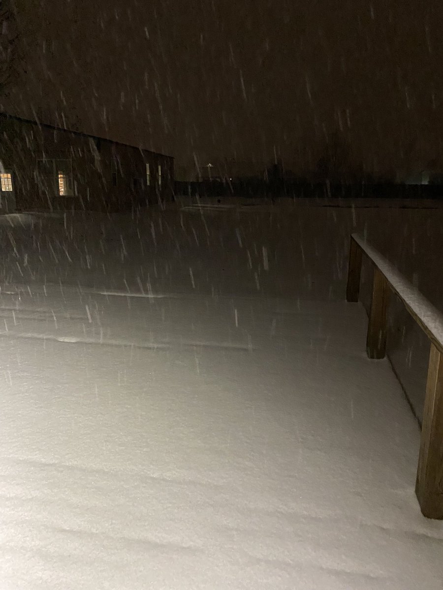 ChipWesterly9's tweet photo. It’s colder than an Eskimos tits outside!!! &amp; it’s snowing in Florida…One of the signs of a pending apocalypse I’m sure!!!
@SPEARATICS @RenegadeReport1 https://t.co/GbRPLx805c
