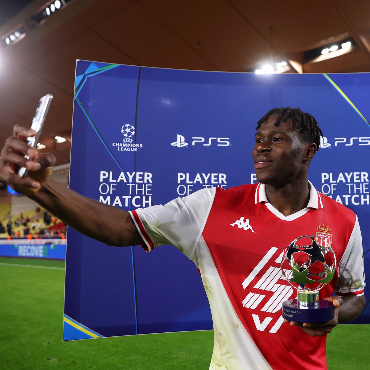 UEFAcom_fr's tweet photo. 🔴 Joueur du Match 🇨🇮 #UCL
#MONAVL | @AS_Monaco https://t.co/xouz2iASyT