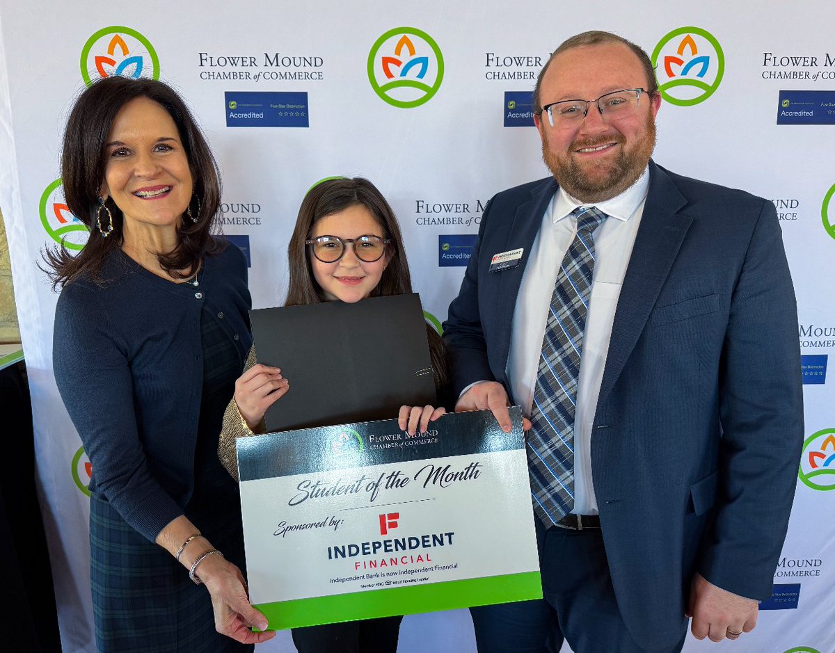 ForestVistaES's tweet photo. Congratulations! 🎉🎉🎉 Student Vivienne Macias, Librarian Katie Delamarter and Forest Vista were all recognized by the Flower Mound Chamber of Commerce. Details: https://t.co/ASm5UGvJjt. https://t.co/XN98EnVdWh