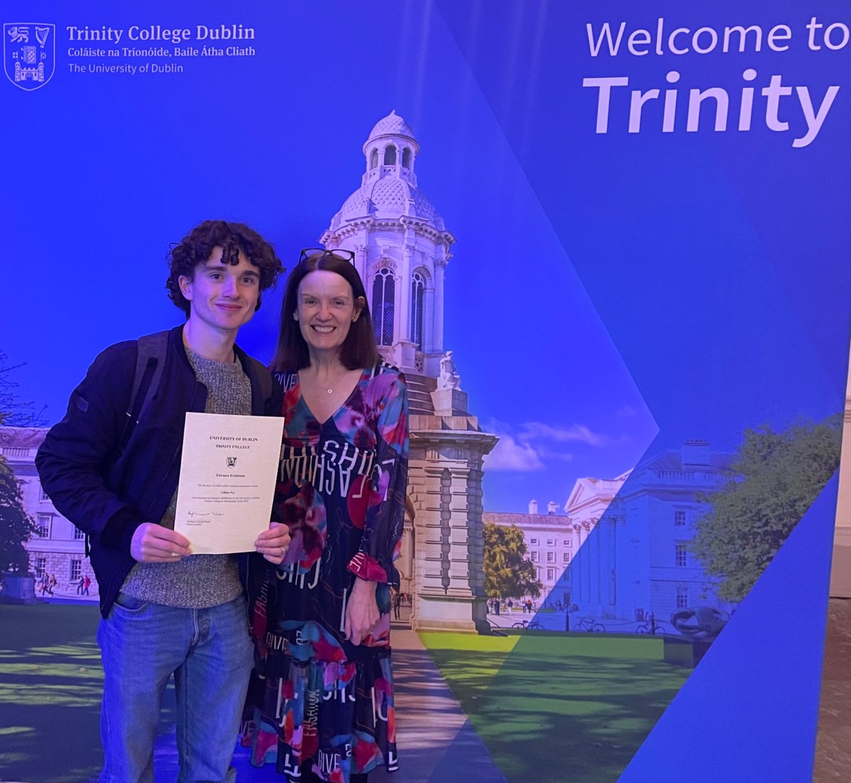 Congratulations to Cillian Foy who was awarded an Entrance Scholarship award in Trinity College this evening. Cillian achieved 625 points in his LC and is studying Pharmacy #proudschool