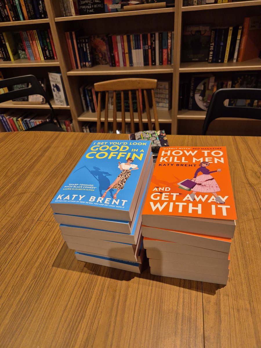 sally_bromley's tweet photo. Bookclub night with @TillyLovesBooks @kelly_wickson #chapter34books
Always great to chat about books while surrounded by books. 📚 https://t.co/5YxEOH1w0V