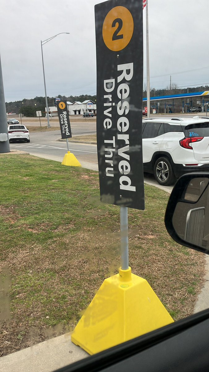 HaywardHodge's tweet photo. @McDonalds PLEASE tell me what is the point of ordering in the McDonald’s app when I’m just gonna be told to “pull forward” and wait longer than the person ordering in the drive through? https://t.co/nQjkNDYzHm
