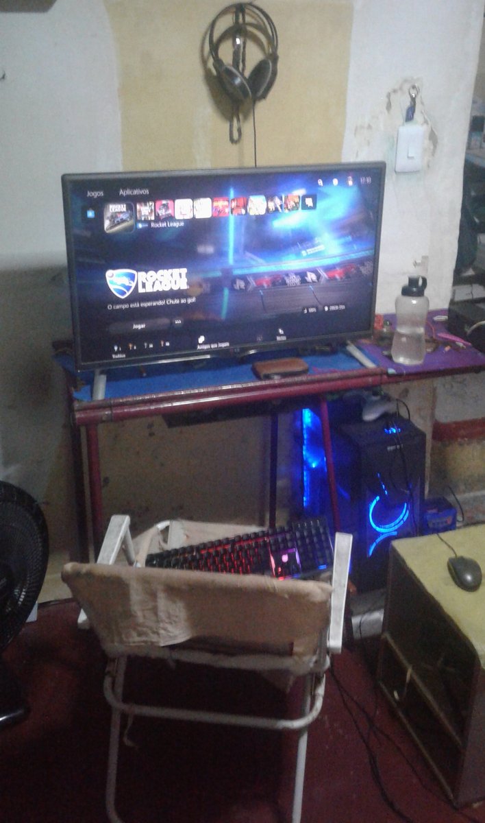 Kaede_Monthmore's tweet photo. Ok, acho que é hora de torrar o PC no #SETUPLOCKGAMER
P. M. - ZSUS "Alguma coisa aí" (Chinese Democracy)
CPU - I3 7330K 3.7 GibaHellZ(@4.2GHz)
GPU - Radeon PRO WX2100
SSD - 256GB Quirguistão
HDD - 2TB Seagate
MEM - 16GB Quirguistão
Fonte - Bomba da Posi
Teclado e Mouse - Sei lá https://t.co/Mu8g9I4uqb