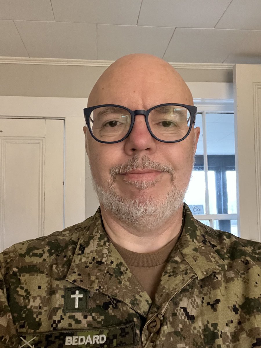 SJBedard's tweet image. Looking forward to being with one of my units tonight. #armyreserves #caf #armychaplain