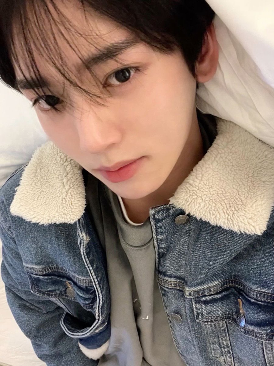 cuntygyubrik's tweet photo. kamden + yujin = chih en https://t.co/pLVicKK0k4