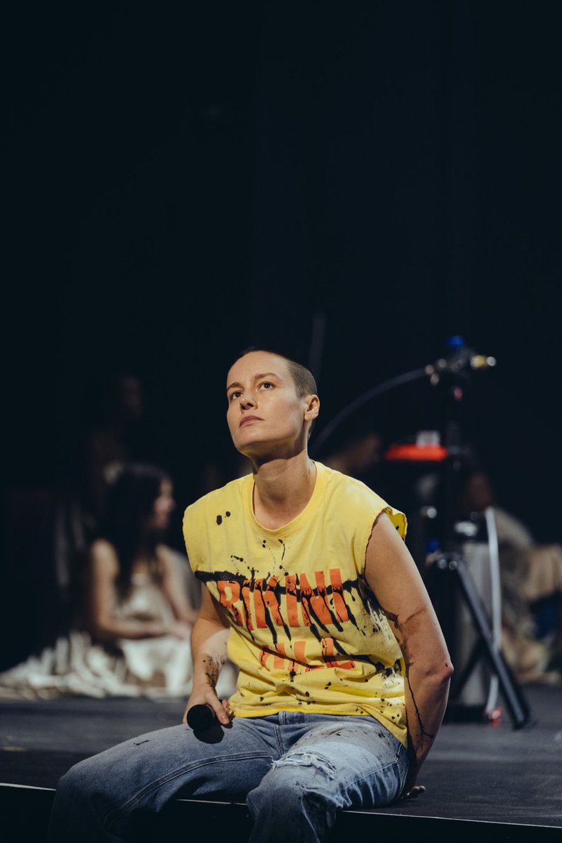 Brie Larson tweet media