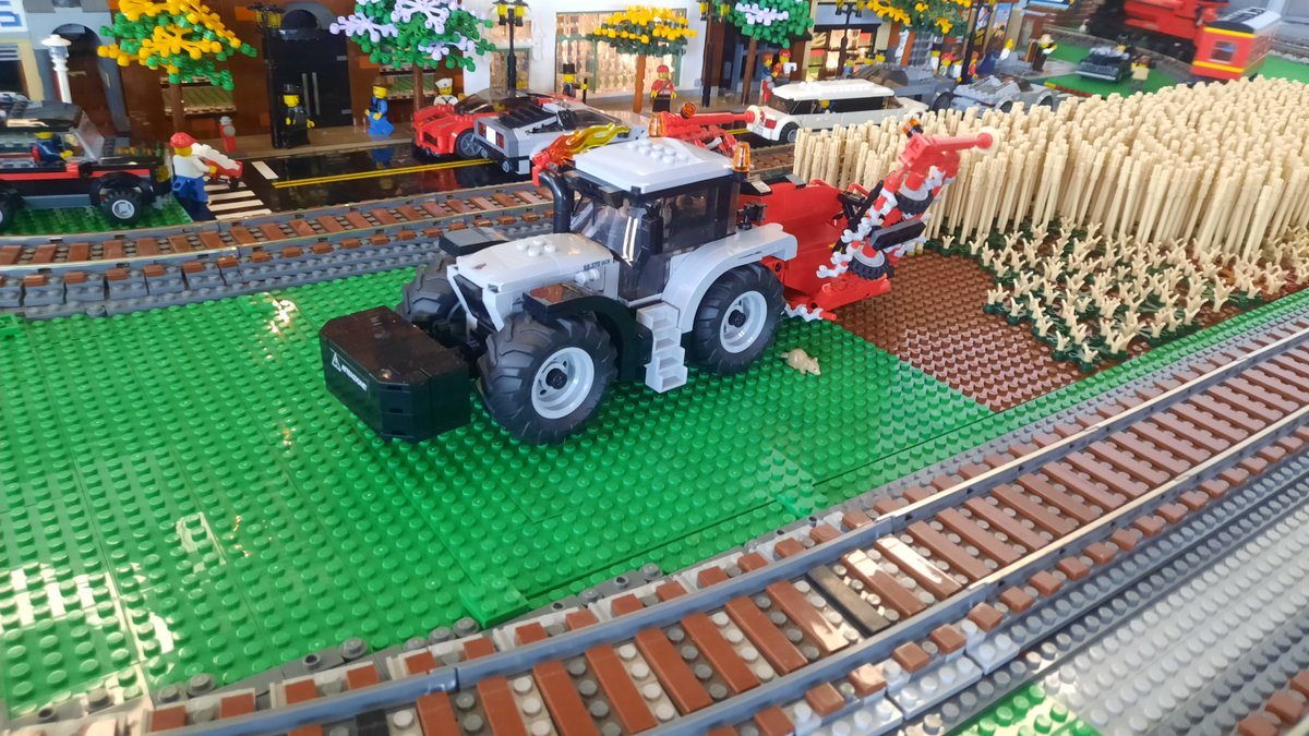 M.P.Lynes (@playingwithecho) on Twitter photo The Lambo tractor is hard at work at Steel City LUG's train layout. <a href="/JeremyClarkson/">Jeremy Clarkson</a> #locomotionweekend #carnegiesciencecenter #lego #afol The Lambo tractor is hard at work at Steel City LUG's train layout. <a href="/JeremyClarkson/">Jeremy Clarkson</a> #locomotionweekend #carnegiesciencecenter #lego #afol