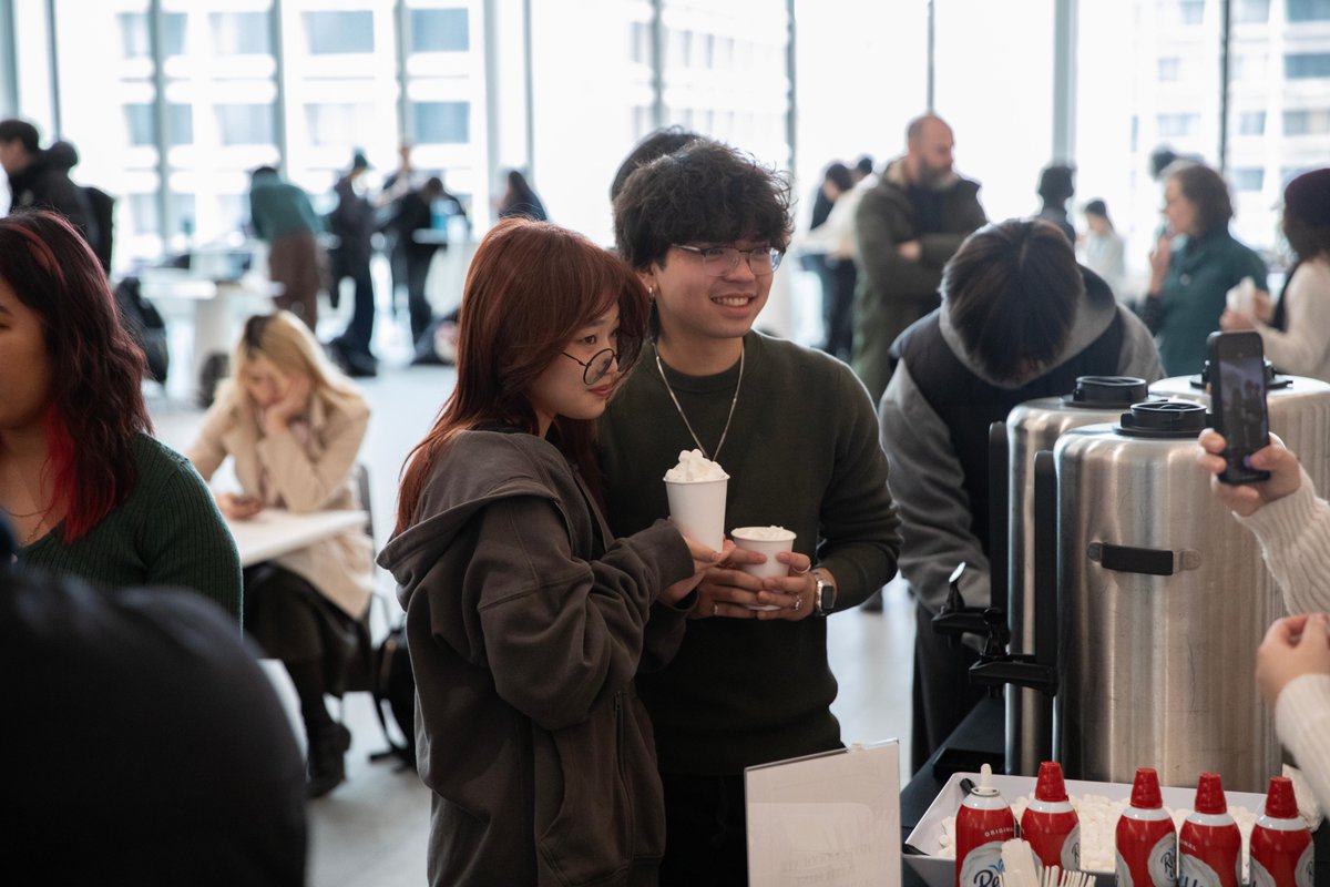 A WARM welcome back on this frigid first day! 🥶🤗 Thanks to everybody who stopped by to chat with us over hot chocolate at Paulson ☕️

📷 Photos by Tracey Friedman and Jonathan King