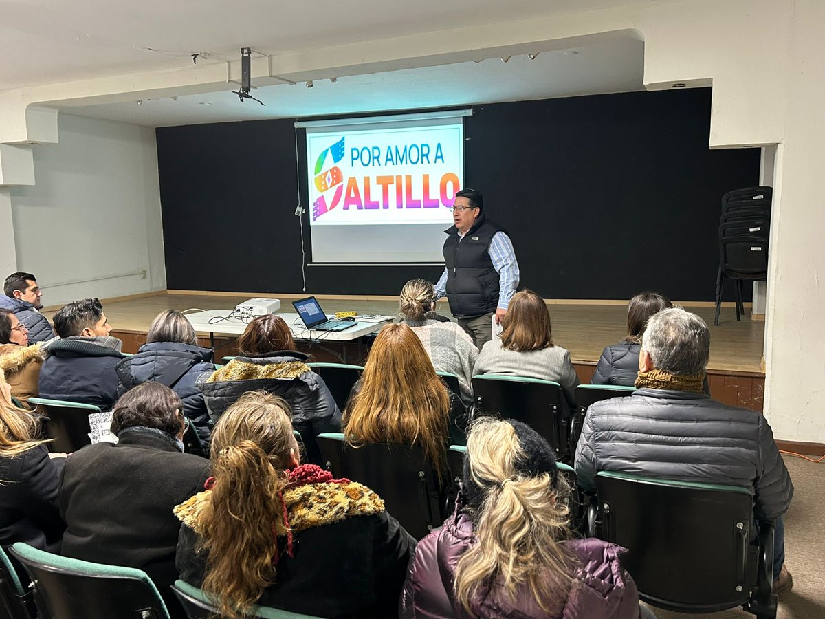 Cicam20's tweet photo. Por instrucciones del alcalde @javierdiazglz el #CICAM en coordinación con la @TesoreriaSalt llevó a cabo la capacitación referente al sistema de comprobaciones, con la participación del C.P. Leoncio Rodríguez y Pilar Valdés #PorAmoraSaltillo @SaltilloGob @ChivisArellano https://t.co/xQ5oeNOURI