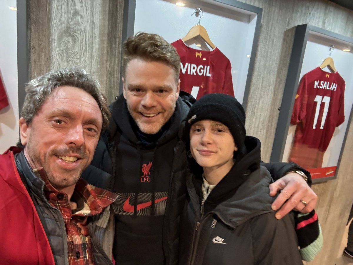 creative_ground's tweet photo. @REDTICKETSYNWA_ Totally brilliant Kev, Ant and Mike who sort us out for the game! https://t.co/e3QE1ylkLC