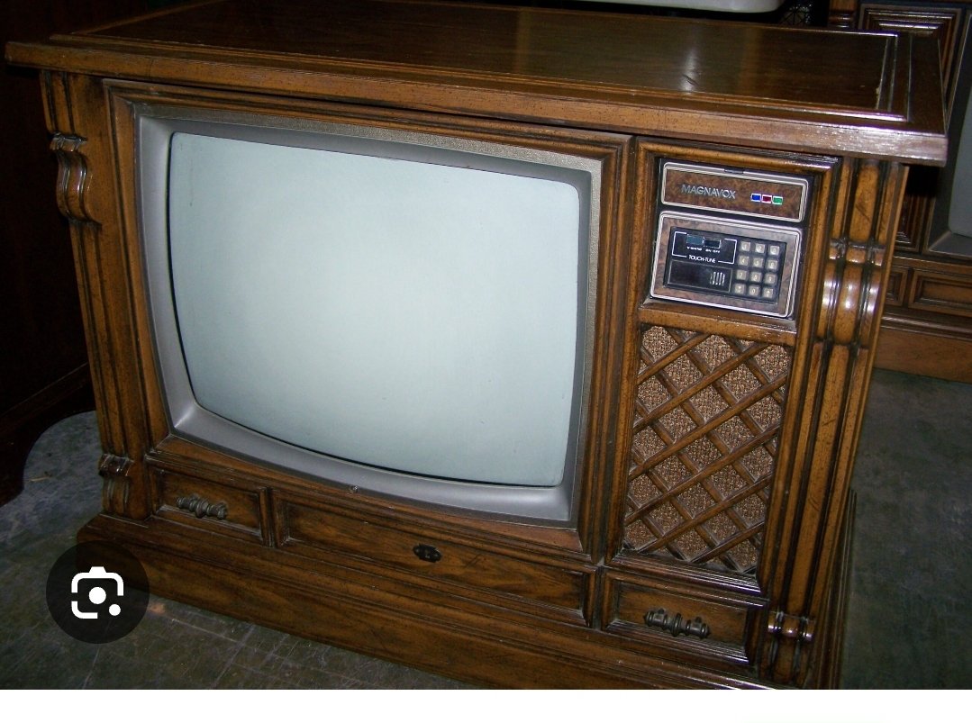 LMPycroftJ4's tweet photo. So, apparently after the Brighton game Ruben damaged a TV in the changing rooms during his rant at the shower of piss that is @ManUtd first team. Don't worry, it's been replaced by Sir Jim ๐๐๐ #cutbacks #skint #embrassing #allwecanaford https://t.co/PvA5NCtcTN