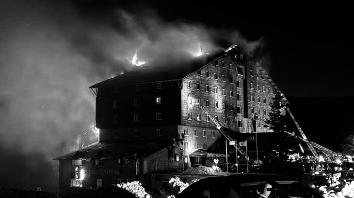 Bolu Kartalkaya’da çıkan yangında hayatını kaybeden vatandaşlarımıza Allah’tan rahmet, acılı ailelerine yüksek sabır diliyorum. Yaralı kurtulan vatandaşlarımıza acil şifalar temenni ediyorum. Milletimizin başı sağolsun.