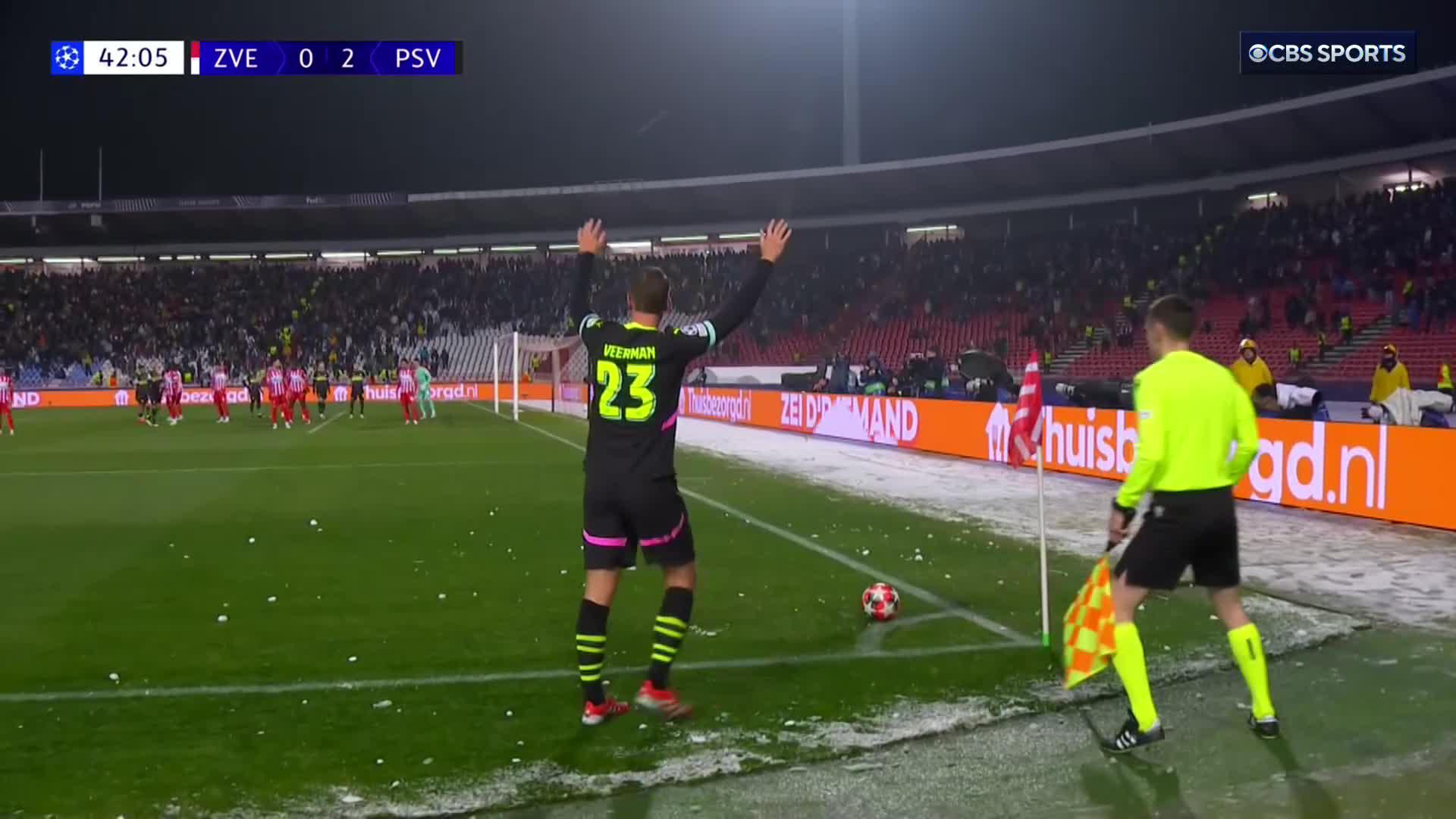 Ryan Flamingo with a one-touch ROCKET from the corner for PSV's third  🤩🦩