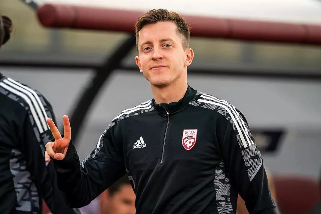 gooolro's tweet photo. Latvian international Aleksejs #Saveljevs, 25, has signed a contract with Gloria Buzău, the last-placed team in #Superliga. He made his Latvian national team debut in November 2020 in a match against San Marino https://t.co/pqa4ov5P1Y