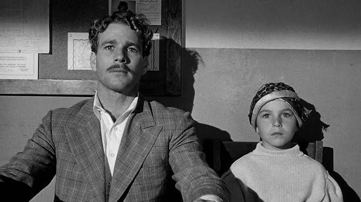 paper moon 1973.
çocuk oyuncunun oscar’ı sonuna kadar hak ettiği bi filmdi.