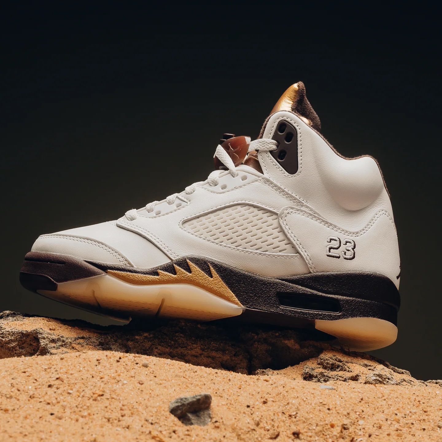 【新品未使用】Air Jordan 5 Golden Ticket Women's Air Jordan 5 Golden Ticket Drops January 22, 2025