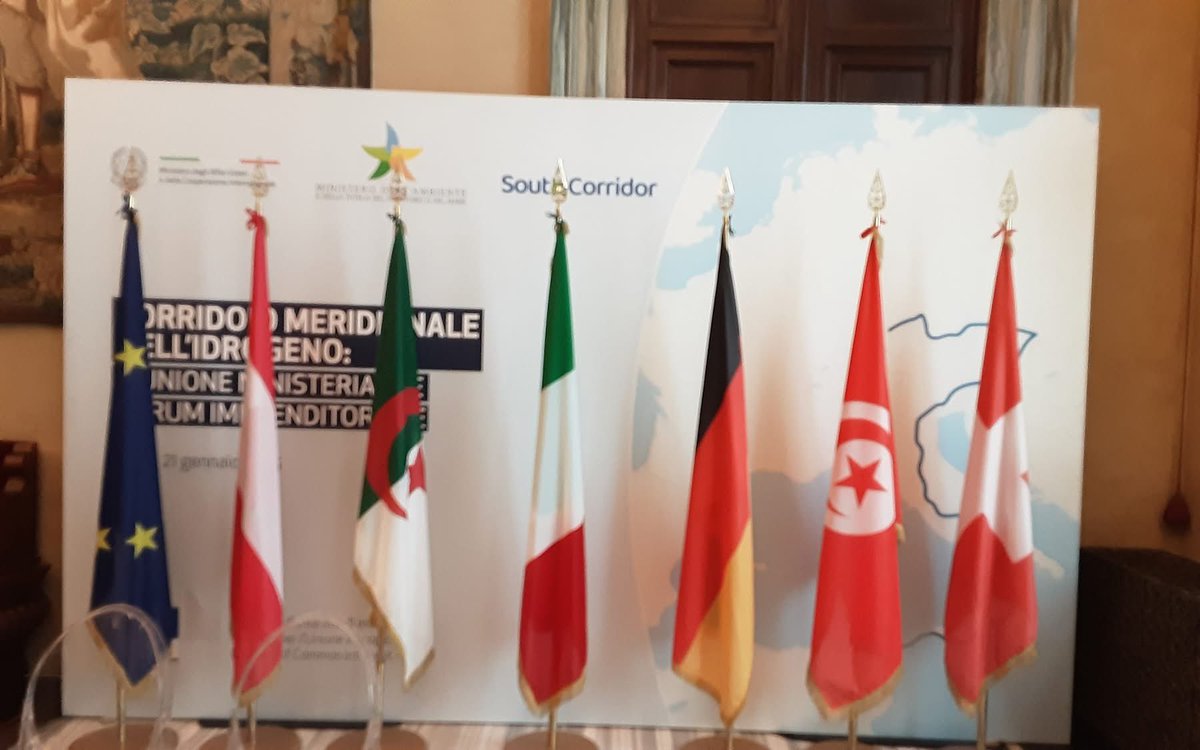 🇩🇿 🇪🇺: L’Algérie signe un accord sur l’hydrogène avec l’Italie, l’Allemagne, l’Autriche et la Tunisie pour fournir en 2030, 40% de la demande européenne. Alger renforce son rôle de puissance énergétique au niveau mondial. #Algerie #Europe