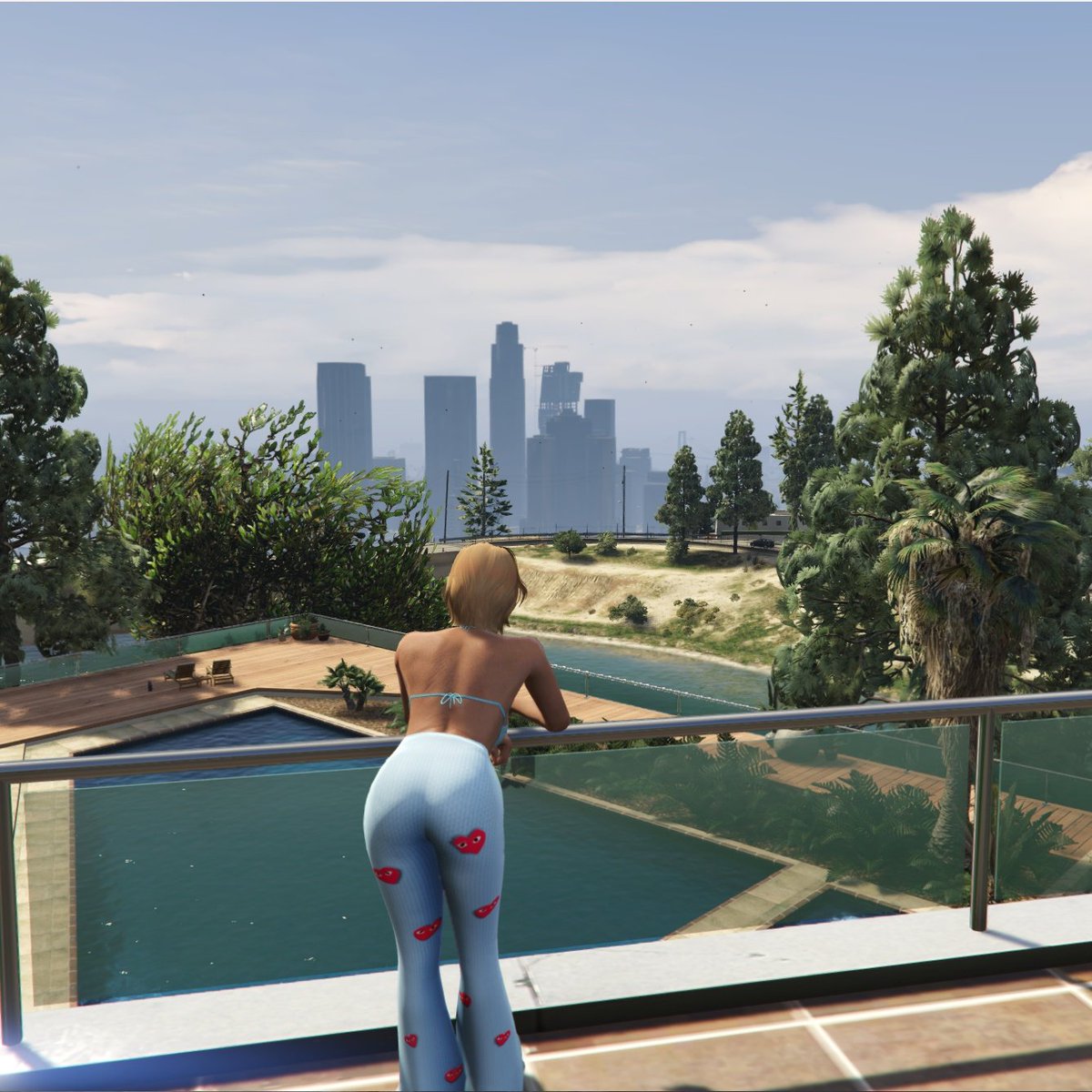 InclusiveRP's tweet photo. Let's play a little game! Can you guess these GTA locations? The fourth is a special location found on the IRP server! Answers in the comments. https://t.co/XZU9xwIdpX