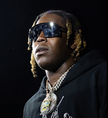 Louis Vuitton 패션쇼 피날레를 장식하며 공개된 신곡 'Lv Bag'!!
j-hope이 피처링에 참여하고
Pharrell Williams 가 프로듀싱을 맡아 특별 제작되었다고 합니다.
아래 해시로 함께 축하해 주세요!👏🏻🔥

LV BAG IS COMING 
J-HOPE IS COMING
LV BAG BY J-HOPE AND DON TOLIVER
#DonToliverxJhope