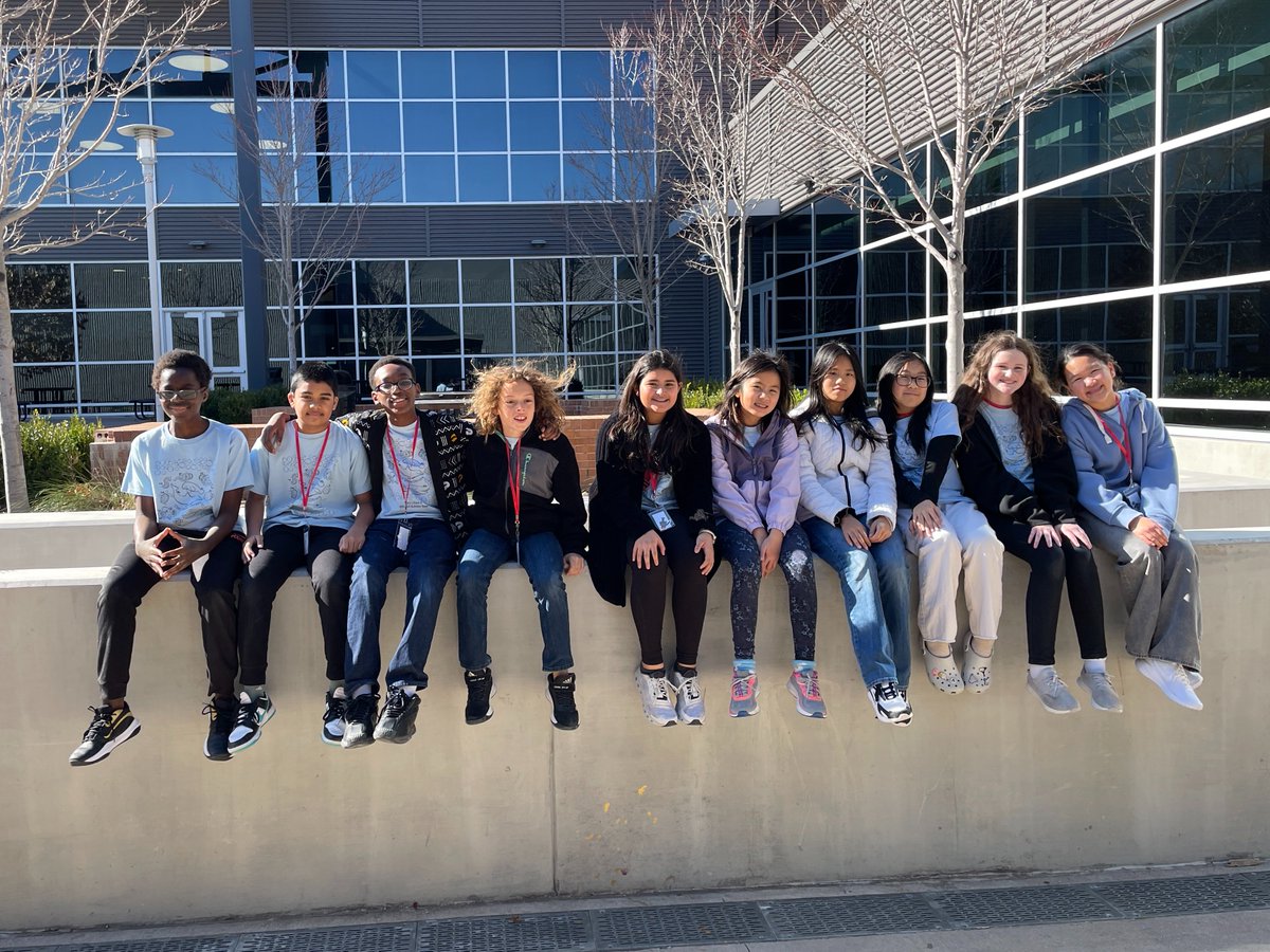 MISDDLTeam's tweet photo. 🎉 A big shoutout to the Data Divers robotics team and their coach Amanda Boudreaux from Lillard Intermediate for securing 2nd place at their @firstlegoleague qualifier! 🏆🤖 WELL DONE! 👏

Help us wish them luck as they head to Regionals on 2/15 at Adamson HS! 🚀 #FLL #SUBMERGED https://t.co/B10ozn6kvs