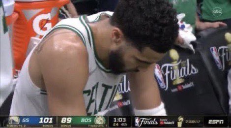 Riley ❄️ tweet media