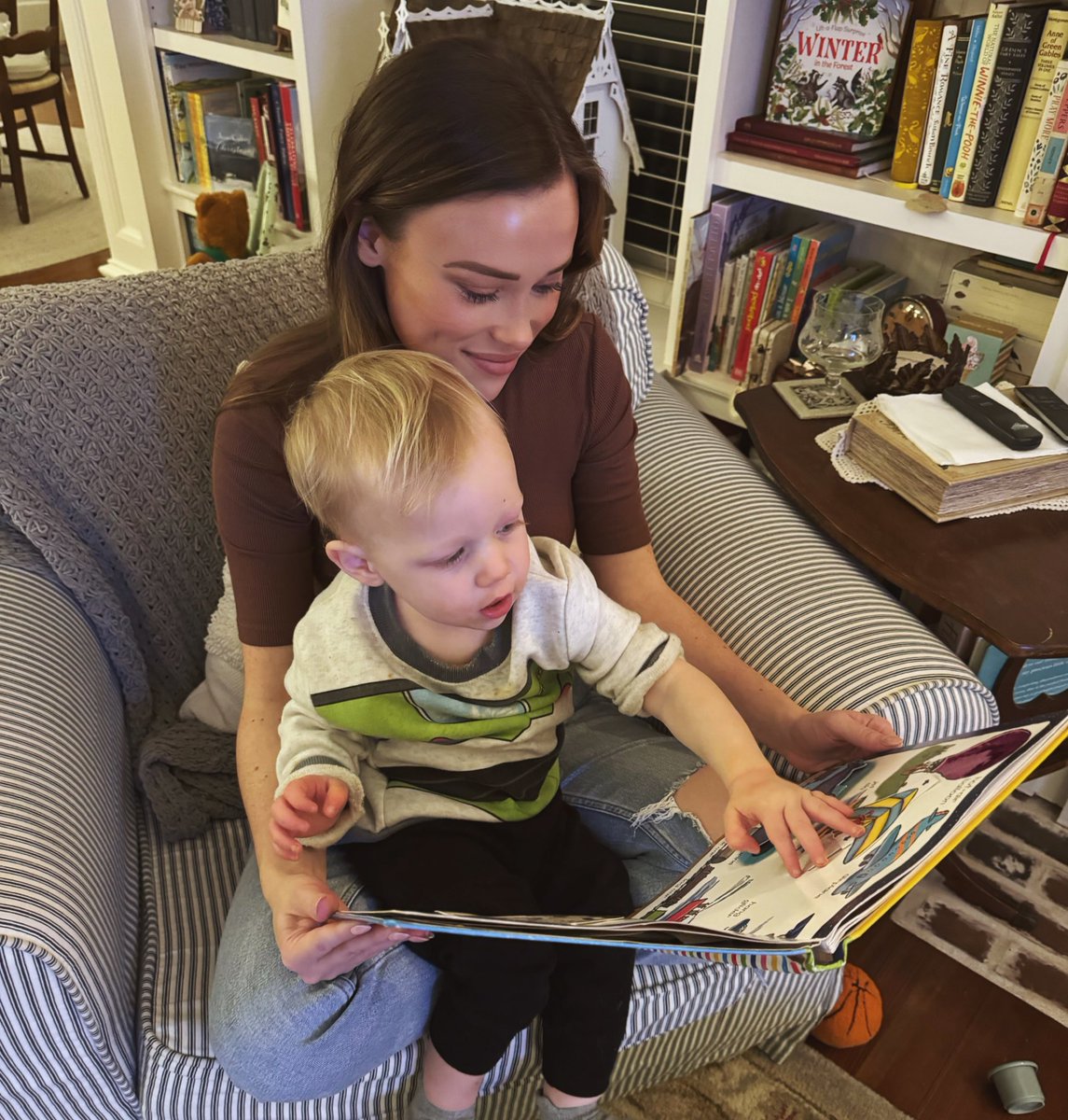 EmilyDeShields1's tweet photo. Being an aunt is the best job I’ve ever had 🤍 https://t.co/YvaWAd4Gfm